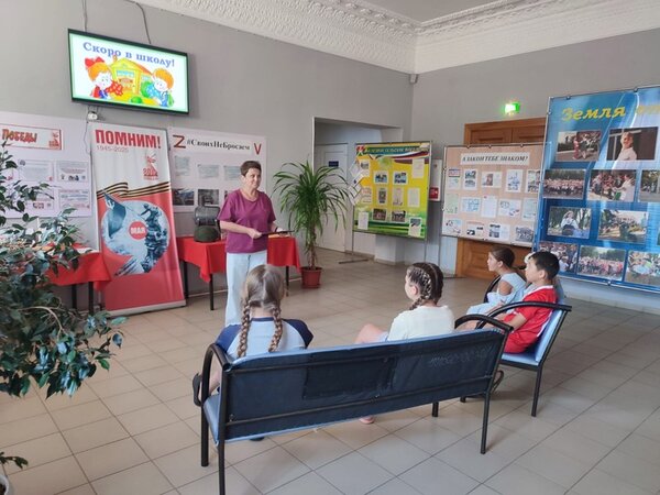 Скоро в школу